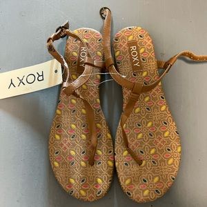 Brand New Roxy Sandals!